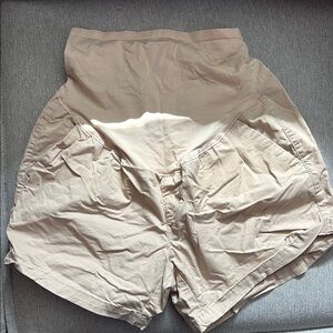 Beige Women’s Maternity Shorts (s)